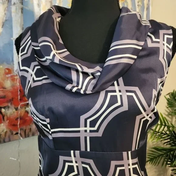 Banana REPUBLIC SILK DRESS - Picture 2 of 7